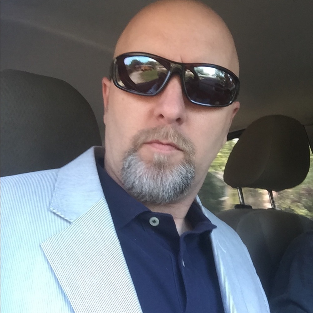 Meet your Posher, Jason